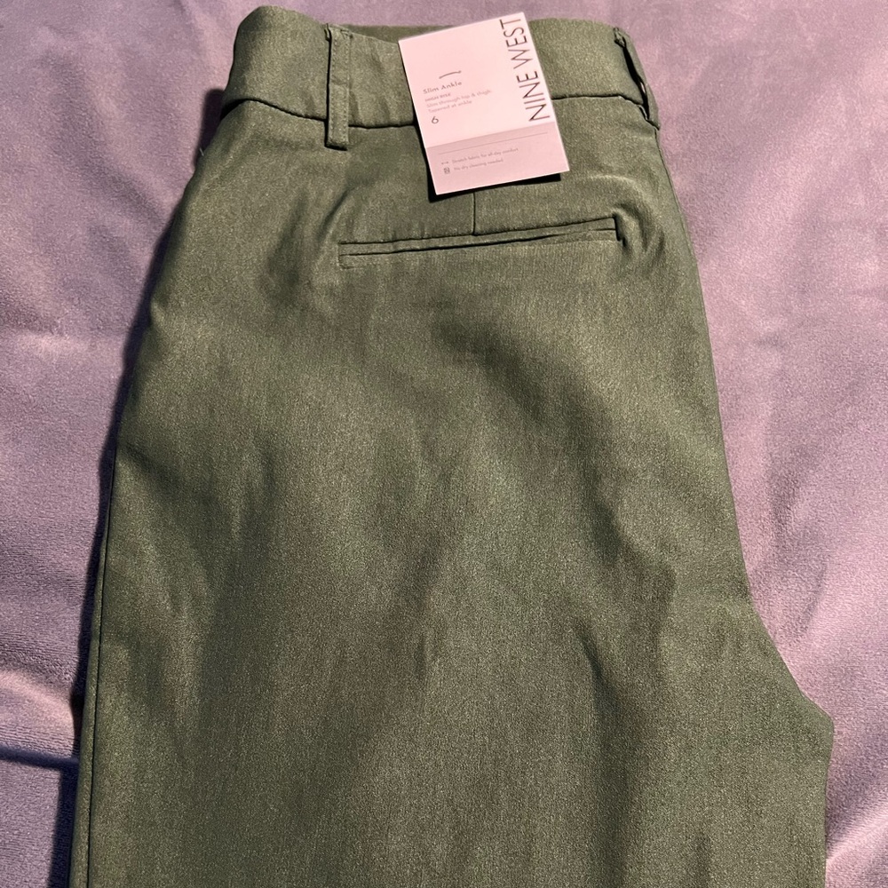 Women’s Nine West High Rise Slim ankle Pants Army Green